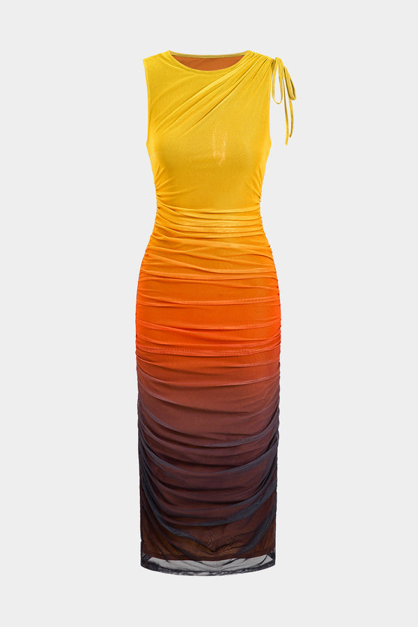 Minikleid mit Netzstoff, Rüschen und Kordelzug im Ombre-Print